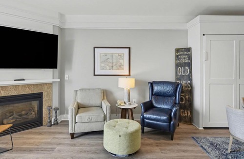 Bay Harbor Apartment | Maritime Lakview Suite 417: A spacious 2-bedroom condo in beautiful Bay Harbor, MI.