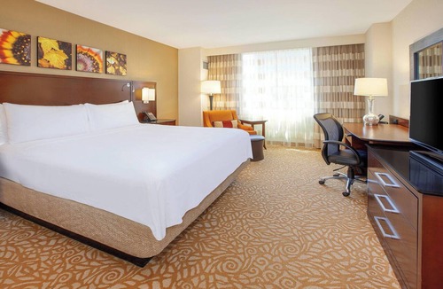 East Town Hotel | Marriott Milwaukee Downtown