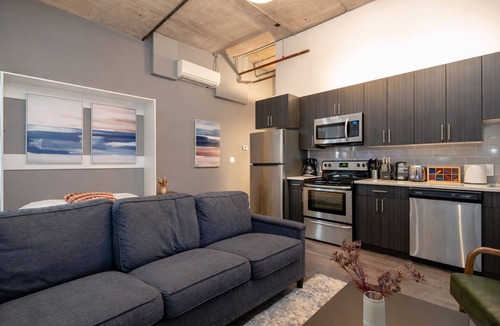 Near South Side Apartment | McCormick Place Studio with optional parking for up to 4 guests