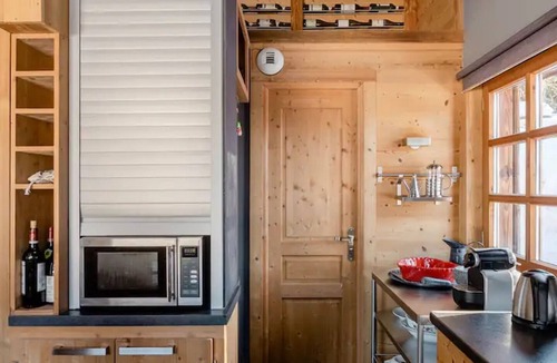 Megeve Ski Chalet | Megeve-Rochebrune Chalet(Ski Direct In and OUT) with outdoor jacuzzieur 10 pers