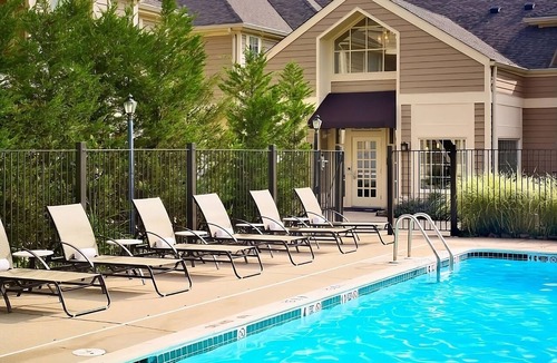 Schaumburg Hotel | Memorable Vacation, Short Drive To Arlington Heights Historical Museum!
