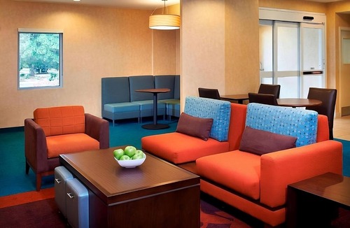 Warren Hotel | Michigan Retreat, Free Breakfast! Proximity to Troy Historic Village!