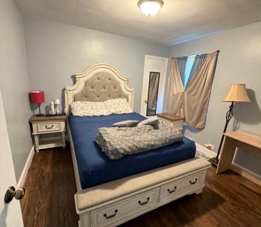 Burbank Apartment | Midway airport