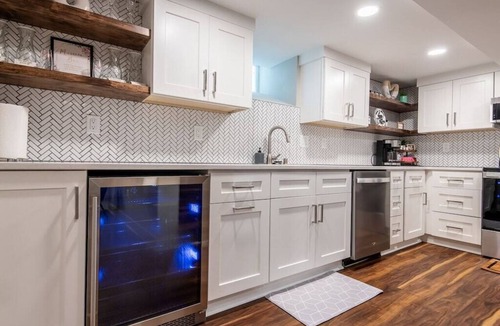 Lower East Side House | Milwaukee Group Retreat | Near Brady St + Fiserv Forum