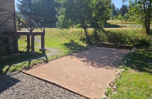 Bertignat Other | Mini camping La Maison Rose
