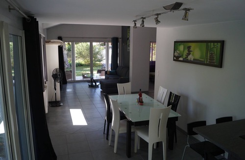 Labenne-Ocean House | Modern house with swimming pool close to the beach