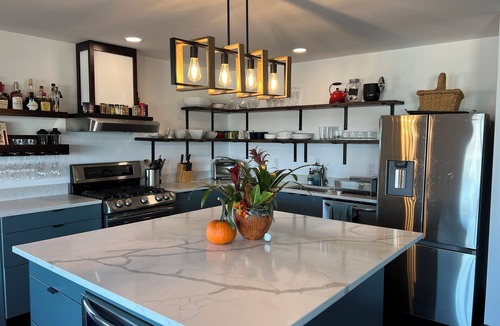 Miller Beach House | Modern Lakeview Retreat; Steps to Beach, Chefs Kitchen, Terraces & 3 bathrooms!