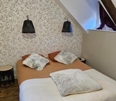 Brennilis House | Moulin de Kerstrat