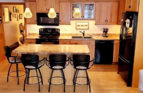 Guttenberg Apartment | Mr. Rogers River View