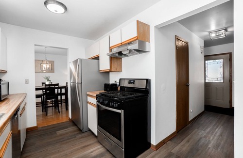 Fox Valley House | Naperville Rental- Knoll Dr