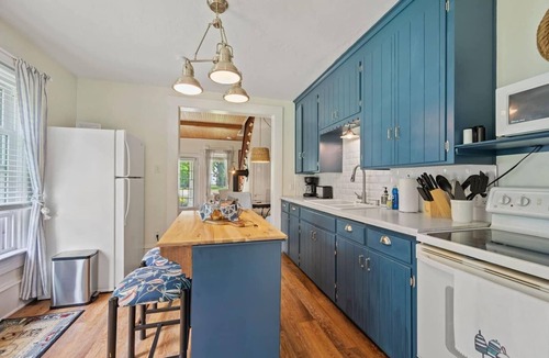 Sturgeon Bay House | Nautical Haven - Sunset views