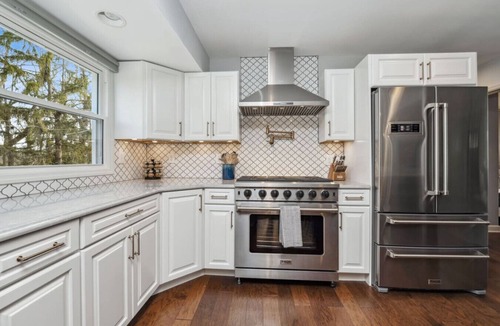 Lake Geneva House | Nautical, Pet-Friendly | Walk to Lake & Downtown
