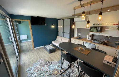 Cruet Apartment | Neuf, indépendant avec terrasse et vue montagnes !