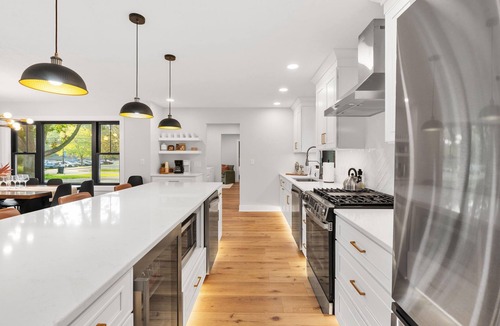 Douglas House | NEW Luxury 7BR Estate: Private Pool, Walk to Douglas & Saugatuck