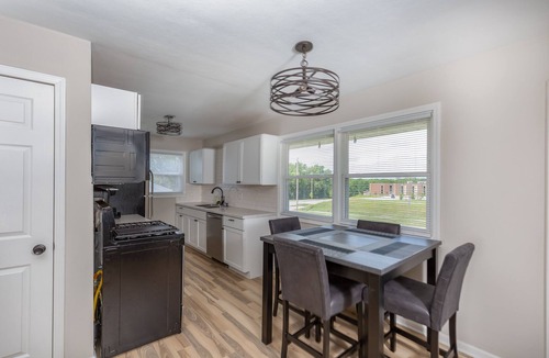 Bettendorf House | Newly Renovated,Super Clean,3BR, Great Location