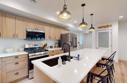 Lac du Flambeau House | Northwoods Lakefront Retreat on Moss Lake - Lac du Flambeau, WI