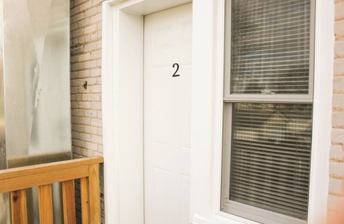 Milwaukee Apartment | One Bedroom apartment in the heart of West Allis’ most walkable neighborhoods.