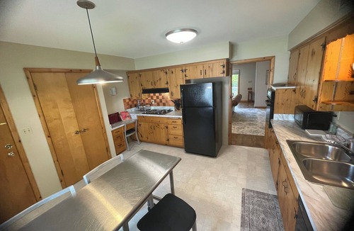 Shorewood House | Peaceful 2-bedroom brick Shorewood house near Lake Michigan beaches.