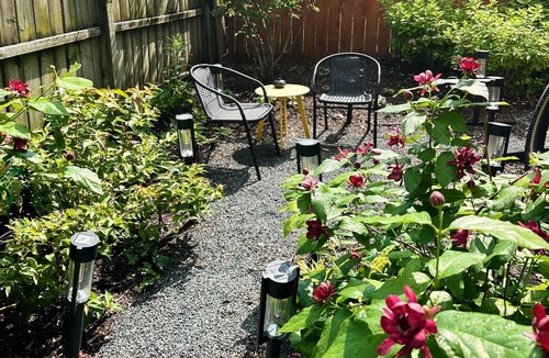 Evanston Apartment | Peaceful King+Queen - 2BR+2BA - WFH Apt - Near: Northwestern-Chicago-Beach