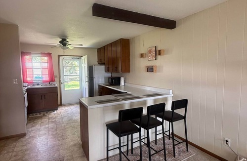Hoopeston Apartment | Peaceful Retreat A little piece of home