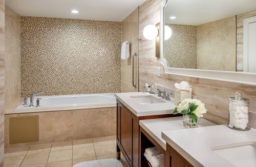 Peoria Hotel | Peoria Marriott Pere Marquette