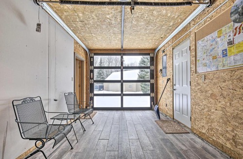 Phelps House | Phelps Cabin on 26 Acres w/Fire Pit!