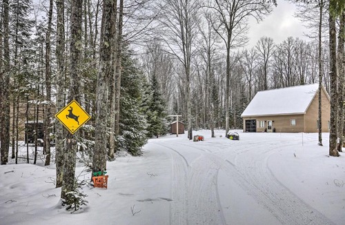 Phelps House | Phelps Cabin on 26 Acres w/Fire Pit!
