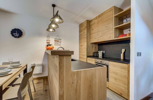 Les Praz-de-Chamonix Ski Chalet | Pic Janvier - Alpes Agency - Les Praz - Sleeps 4-6