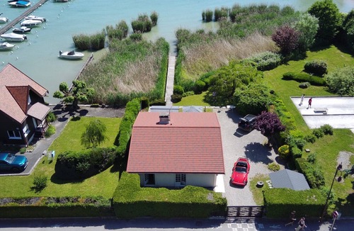 Sevrier House | PIEDS DANS L’EAU, Sevrier, Maison, Accès privé lac et ponton. Idyllique, 6Pers
