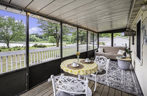 Smyrna House | Pine Lake Cottage Cedar Springs, MI