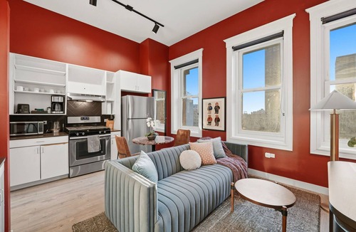 The Loop Hotel | Plymouth Collection: 2BD High Floor w/Gym,Rooftop