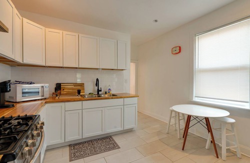 Greater Grand Crossing House | Pool Table! Pet-Friendly Haven 6 Mi to Rate Field