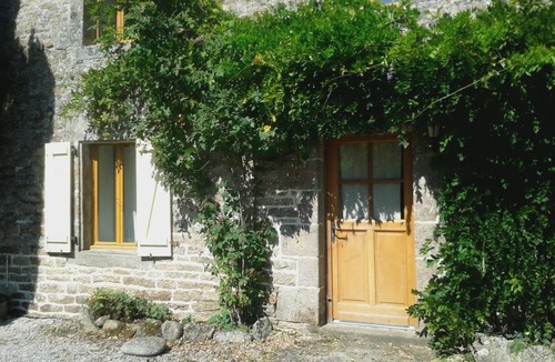 Langonnet House | Pretty Stone cottage in the heart of the French countryside.