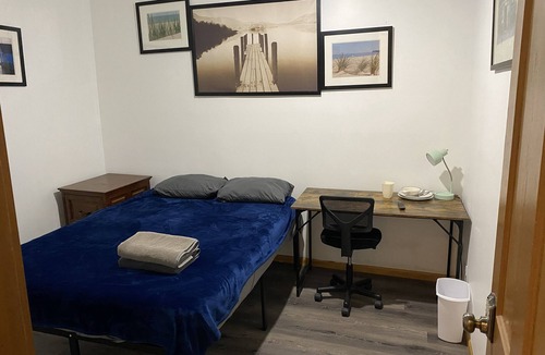 Bridgeport Apartment | Private Room Healthcare Pros Welcome 15 Min to Downtown