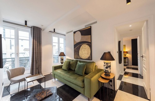 Combat Apartment | Quadrille, 4 stars, luxurious apartment close to the Champs-Elysées
