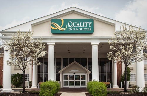 St. Charles Hotel | Quality Inn and Suites St Charles - West Chicago
