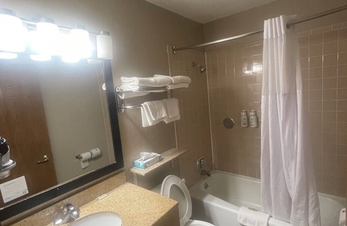Council Bluffs Hotel | Quality Inn Council Bluffs I-80