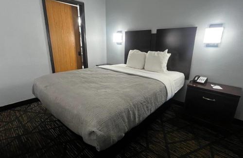 Grand Rapids Hotel | Quality Inn Grand Rapids Near Downtown