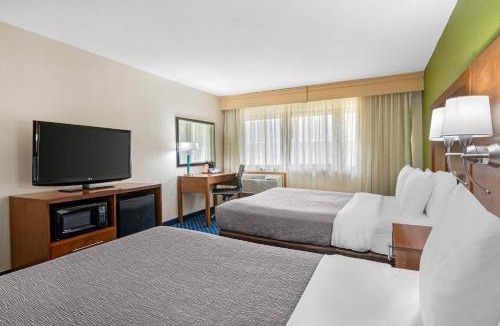 Goshen Hotel | Quality Inn & Suites Goshen