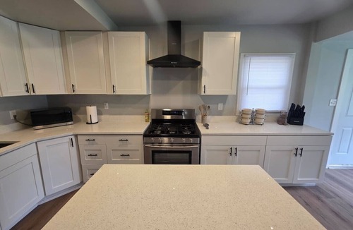 Joliet Apartment | Quiet 2 Bedroom Escape Steps from Downtown Joliet