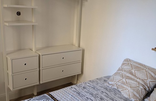 La Joliette Apartment | Quiet, charming and bright, 2 steps from the shopping center and the old port.