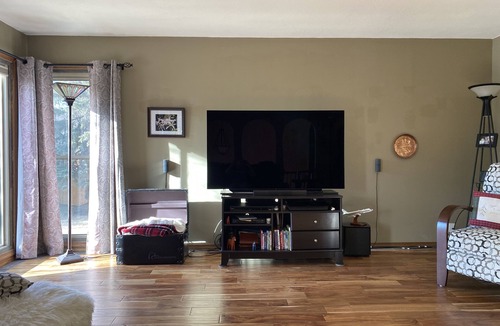 Bellevue House | Quiet Cul de sac in Bellevue Nebraska for CWS Families or Fans