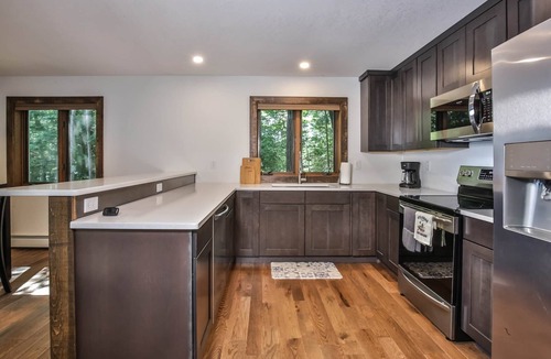Rhinelander House | Quiet Getaway on Million-Dollar Crescent Lake