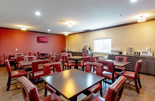 Council Bluffs Hotel | Red Roof Inn & Suites Omaha - Council Bluffs
