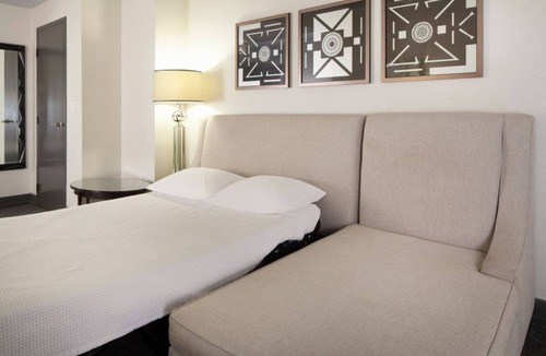 The Loop Hotel | Relaxing Chicago Stay near Cultural Center - Ideal for Tourists