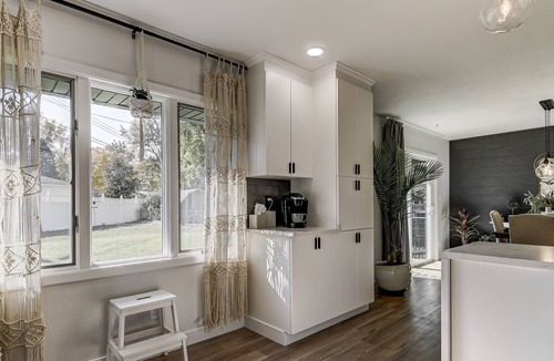 Lincoln House | Renovated Retreat