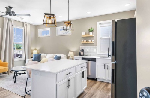 Ottawa Condo | Rent all four condo units as one | Mariner's Landing