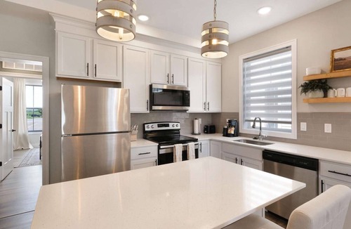 Ottawa Condo | Rent all four condo units as one