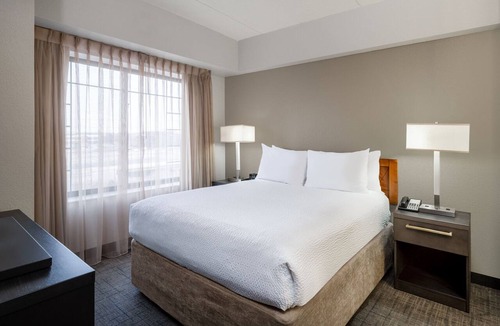 Oak Brook Hotel | Residence Inn by Marriott Chicago Oak Brook