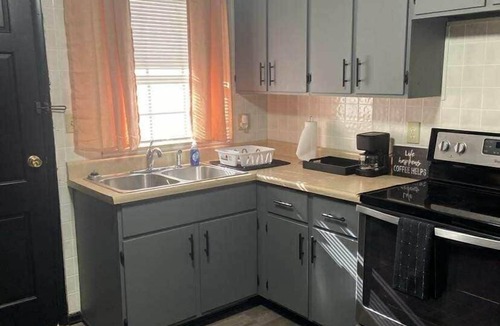 Hoopeston Apartment | Restful Retreat -A little piece of home